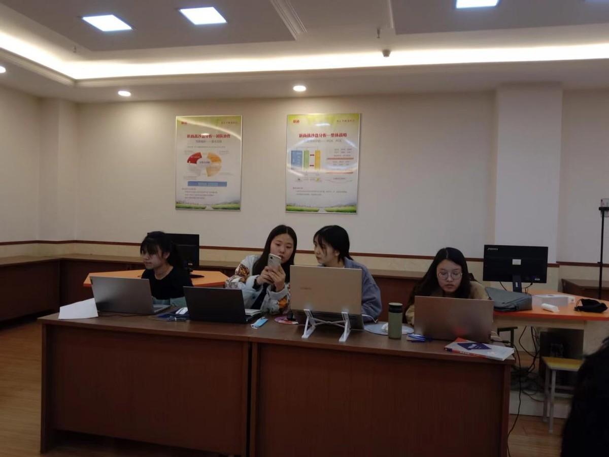 河北科技大学教务系统( 河北科技大学国际合作处)