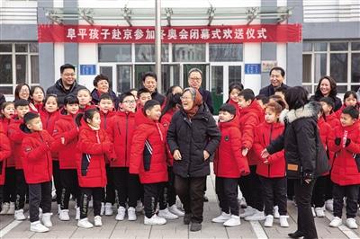 天边的骆驼简谱(天边的骆驼美轮美奂、无与伦比)